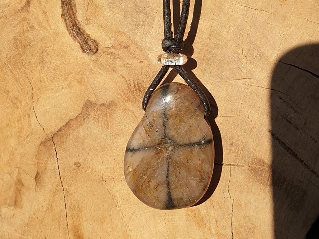 Chiastolith Lederkette "Kreuzstein"