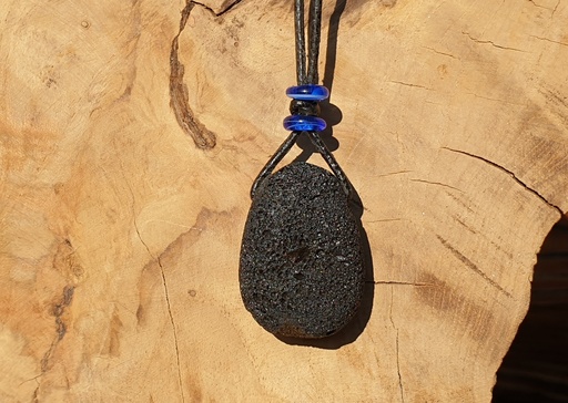 [RL-223-003] Lavastein Lederkette