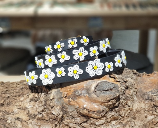 TKC Daisies Wide